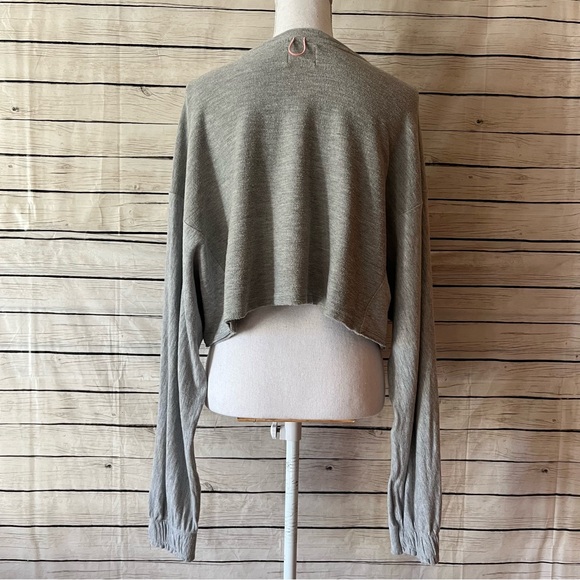 Free People Movement Surfside Cyclebar Gray Cropped Sweatshirt with Black Logo - Picture 5 of 12